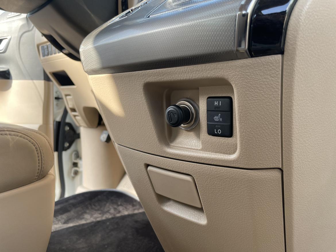 Toyota Alphard 2013 thumb 12