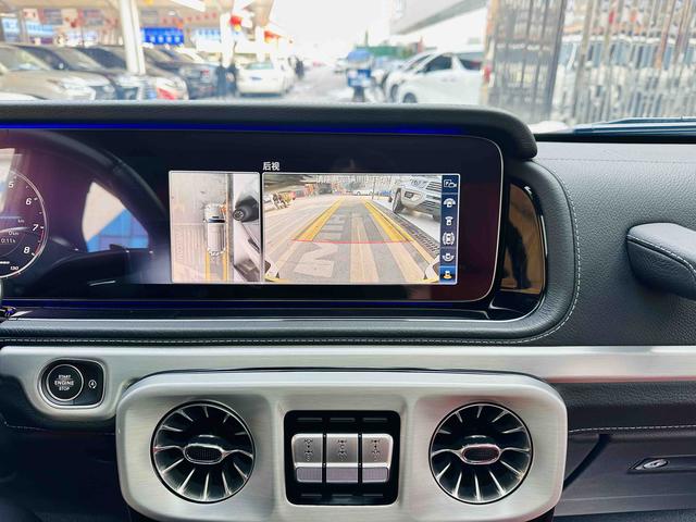 Mercedes-Benz G-Class 2023 thumb 6