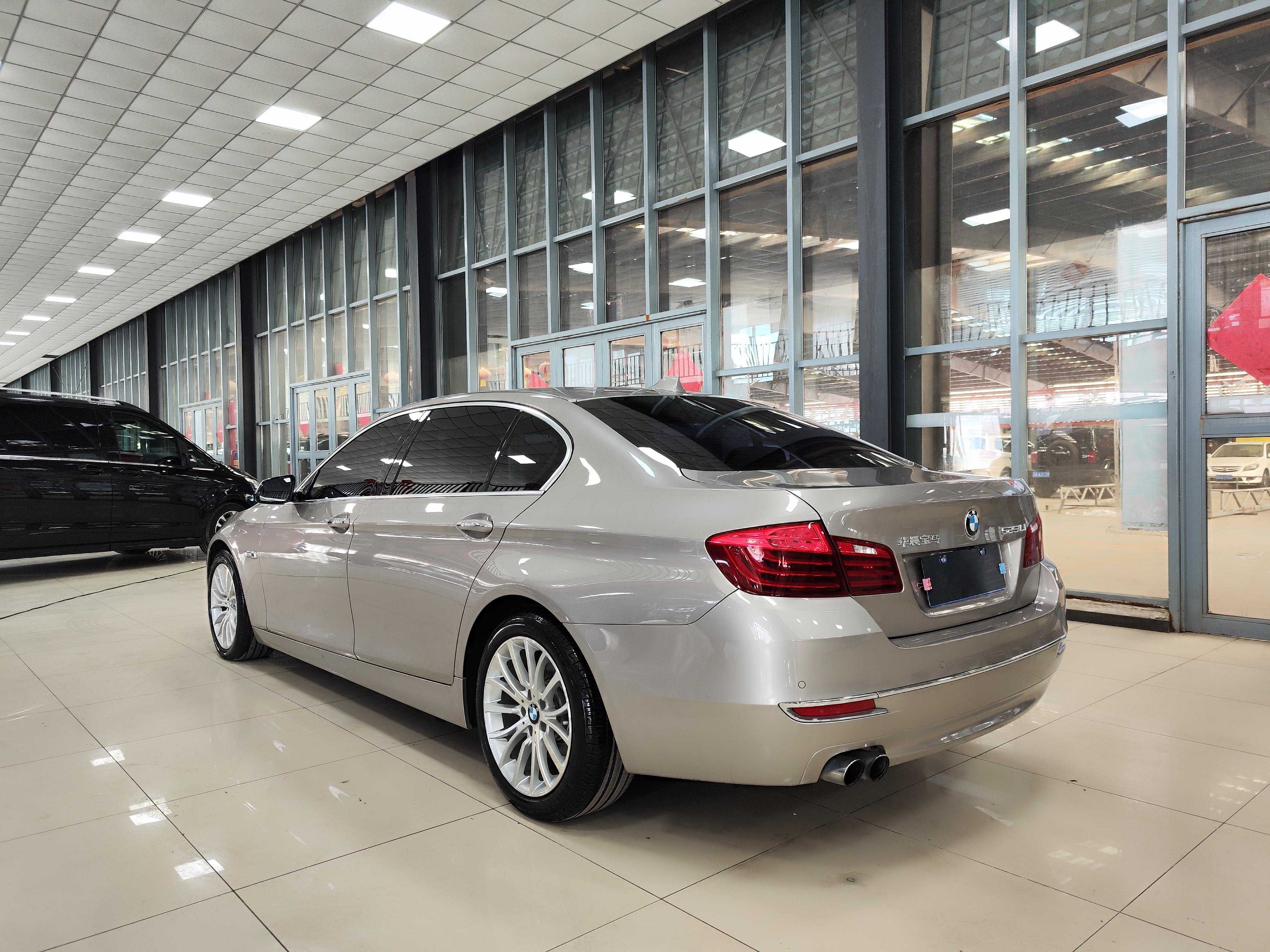 BMW 5 серии 2015 thumb 2