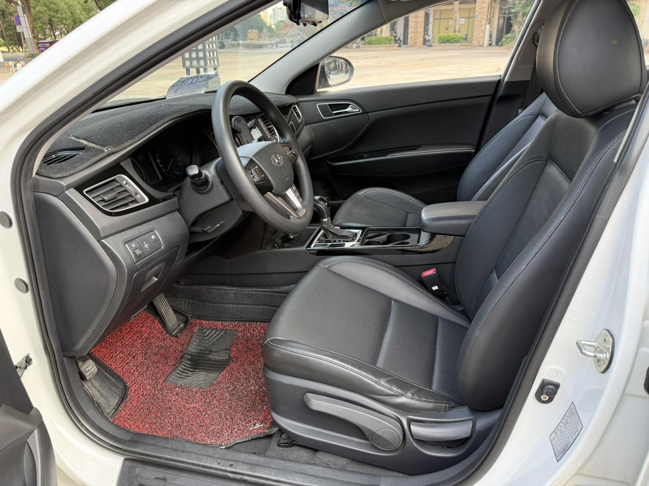 Hyundai Mistra 2015 thumb 8