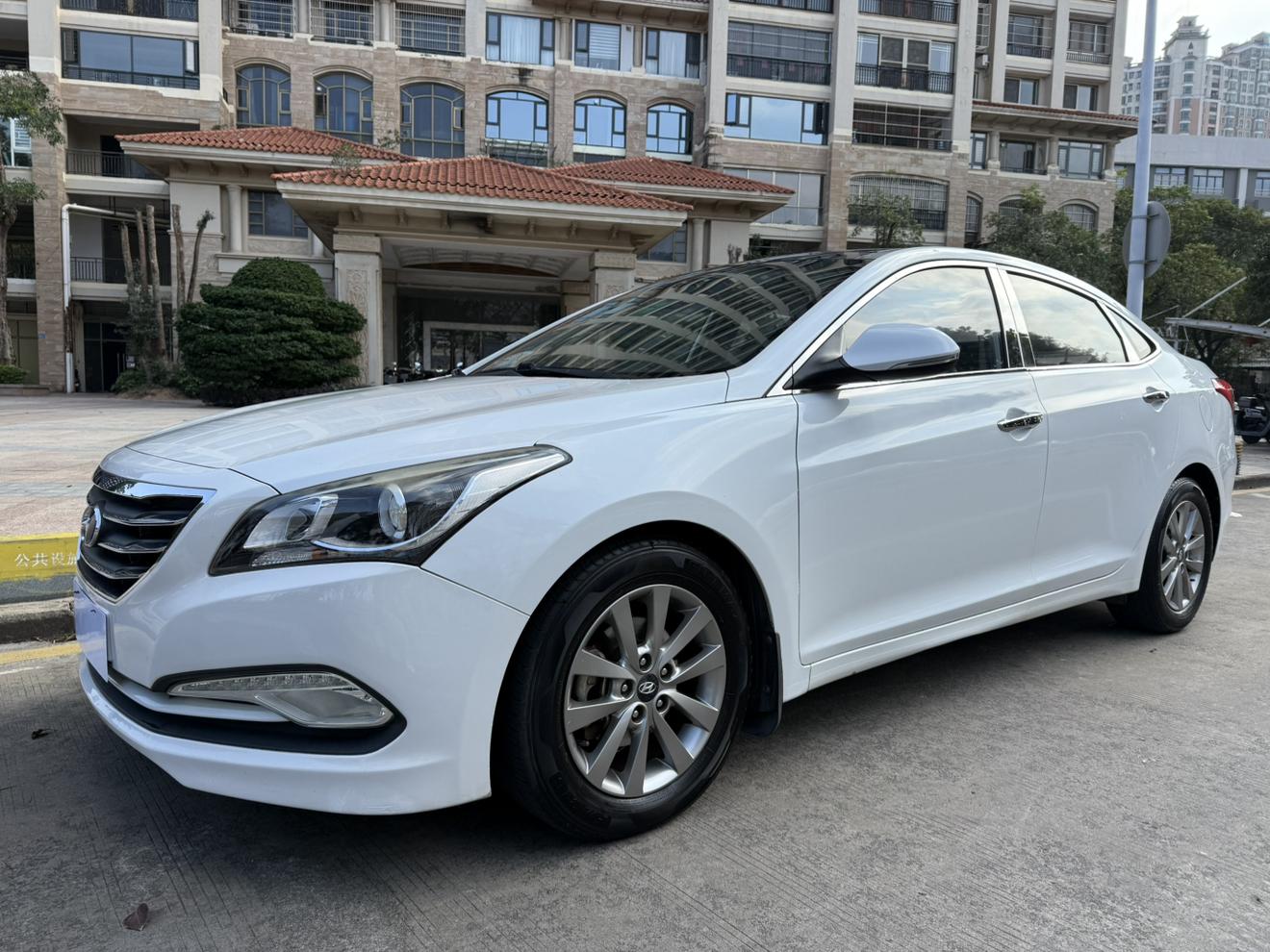 Hyundai Mistra 2015 thumb 11