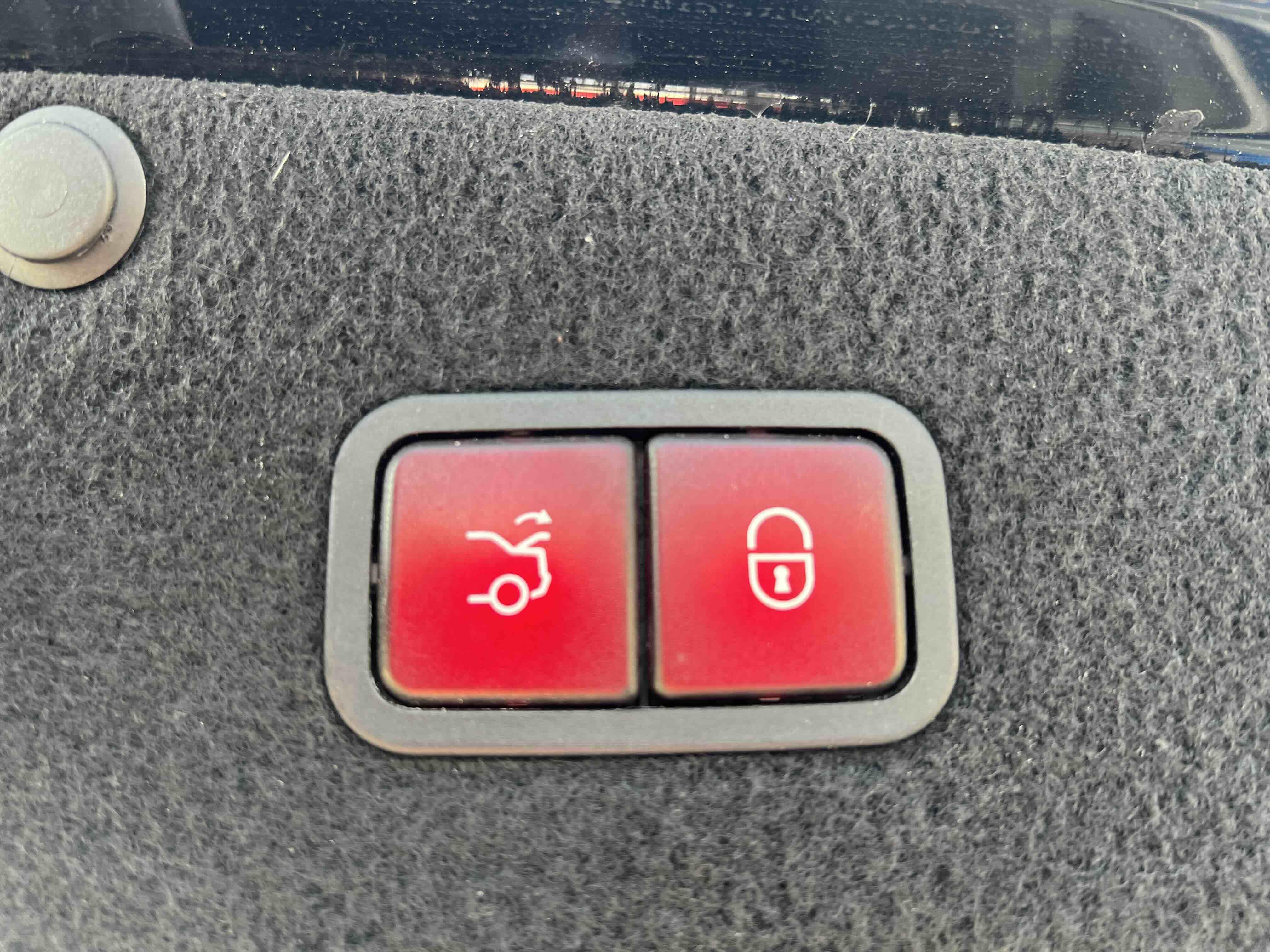 Mercedes-Benz S-Class 2015 thumb 5