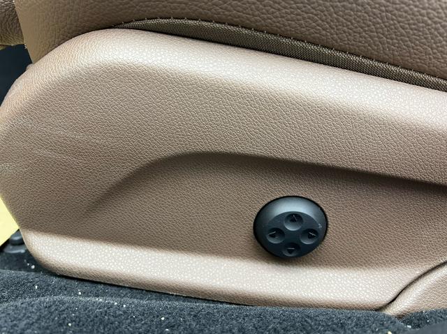 Mercedes-Benz E-Class 2019 thumb 4