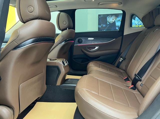Mercedes-Benz E-Class 2019 thumb 5