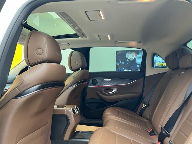 Mercedes-Benz E-Class 2019 thumb 6
