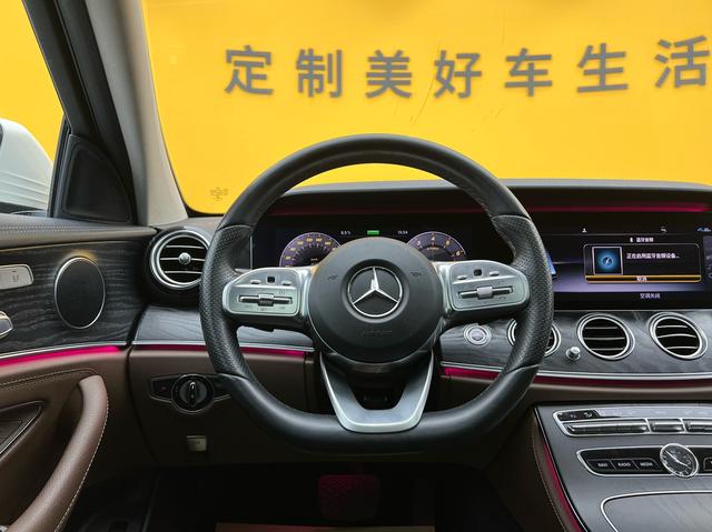 Mercedes-Benz E-Class 2019 thumb 9
