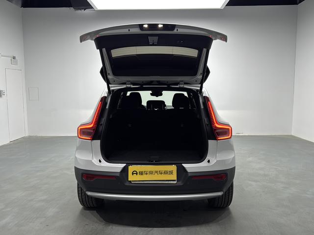Volvo XC40 2024 thumb 12