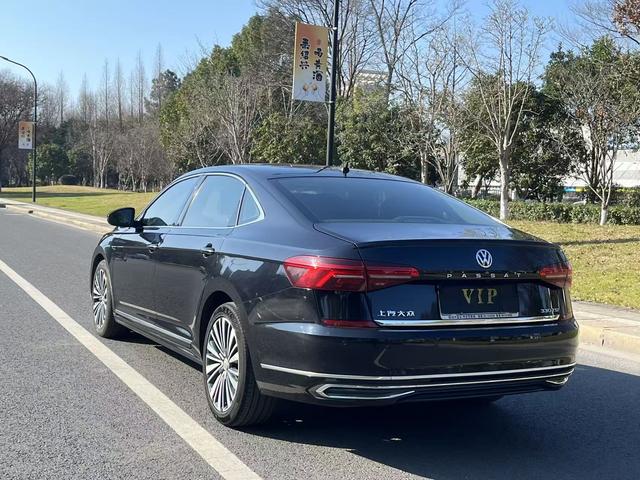 Volkswagen Passat 2019 thumb 3