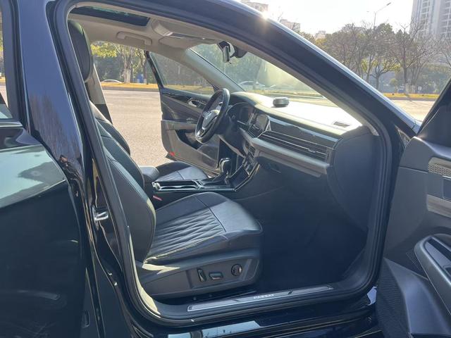 Volkswagen Passat 2019 thumb 11