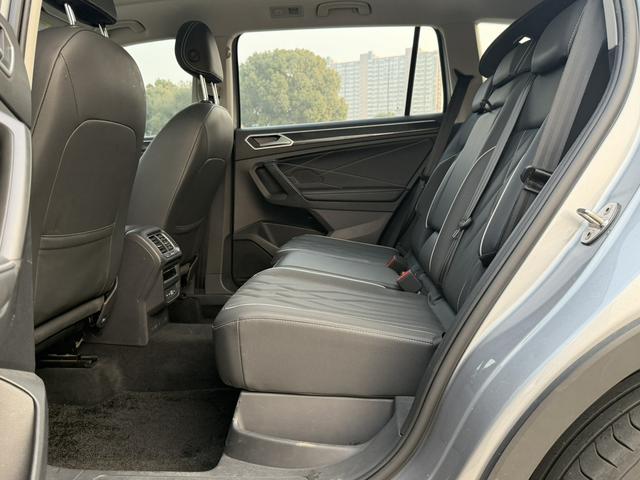 Volkswagen Tiguan 2022 thumb 3