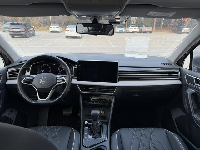 Volkswagen Tiguan 2022 thumb 5