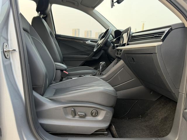 Volkswagen Tiguan 2022 thumb 6