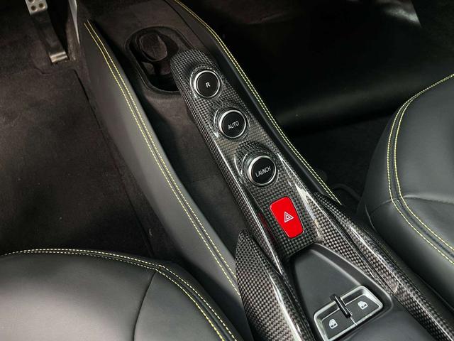 Ferrari F8 2022 thumb 10