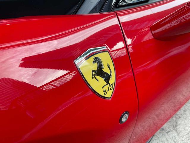 Ferrari F8 2022 thumb 12