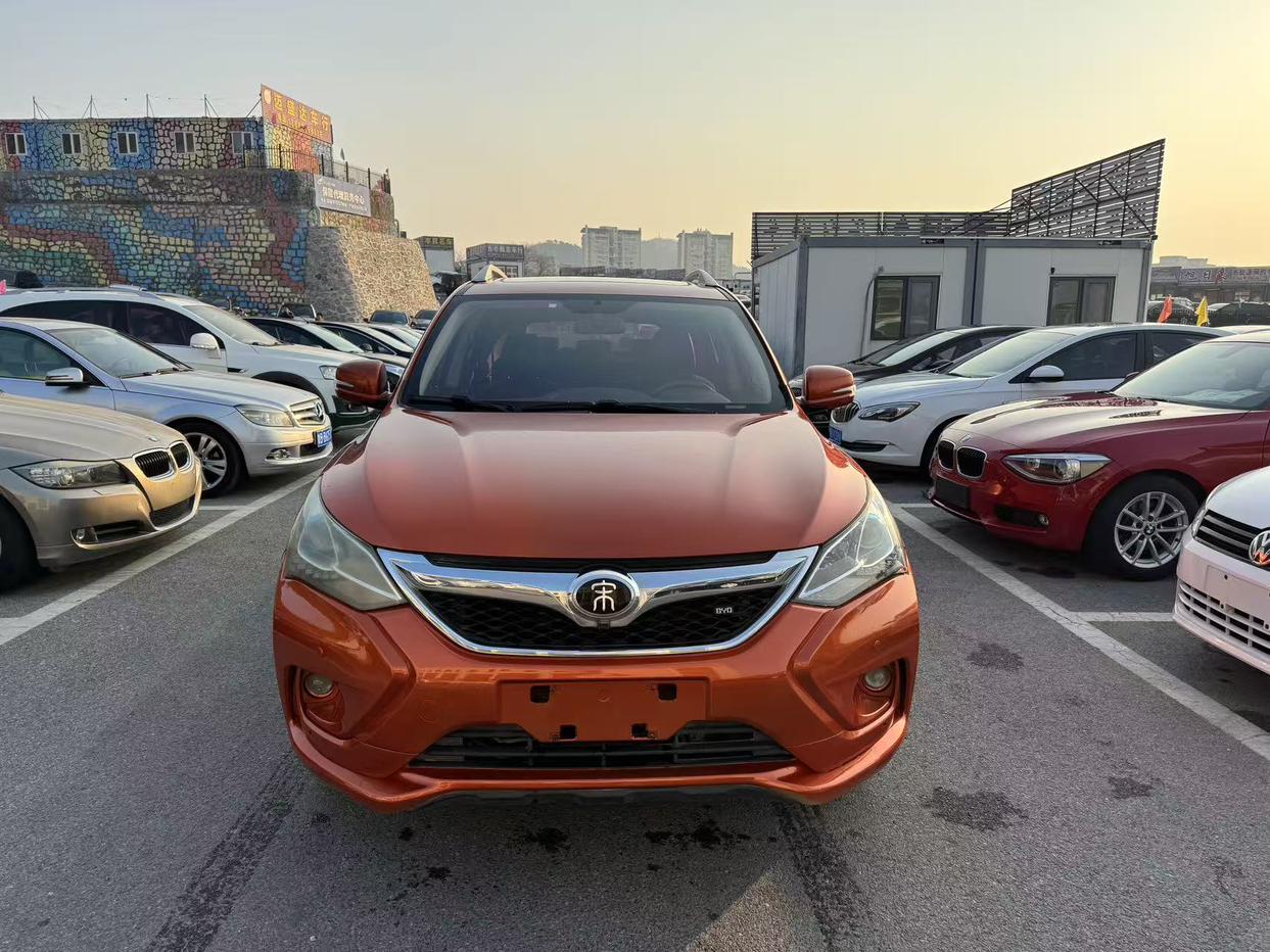 BYD Song 2018 thumb 11