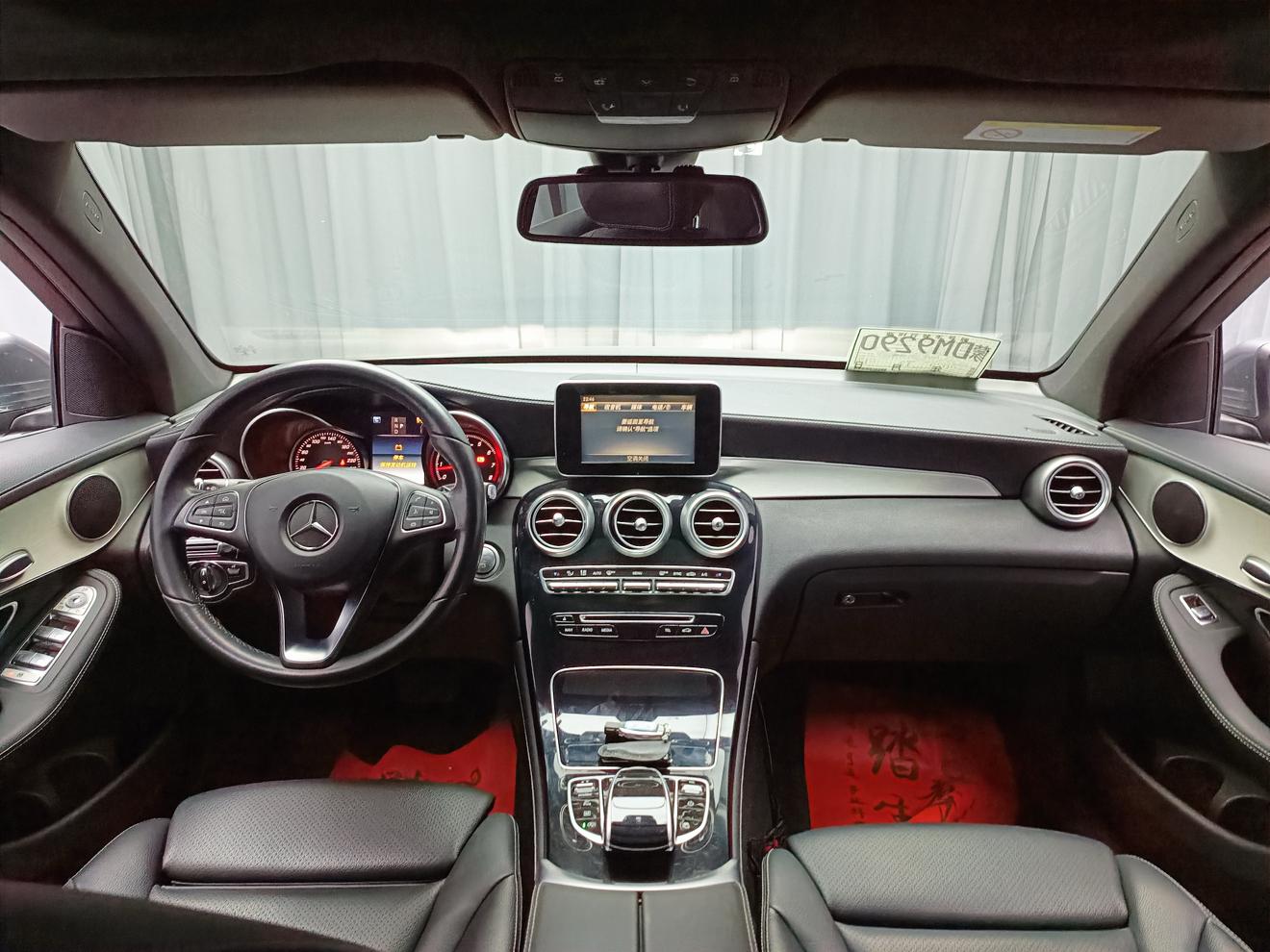 Mercedes-Benz GLC 2017 thumb 3