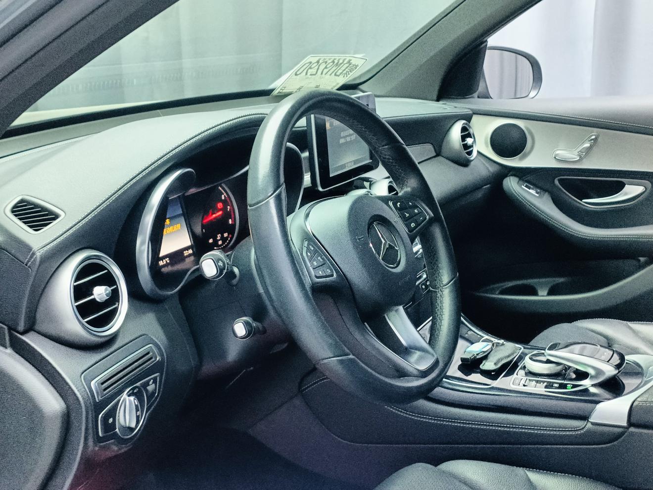 Mercedes-Benz GLC 2017 thumb 6