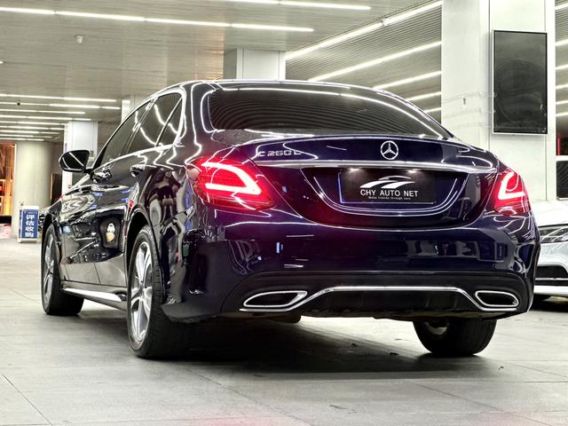 Mercedes-Benz C-Class 2020 thumb 2