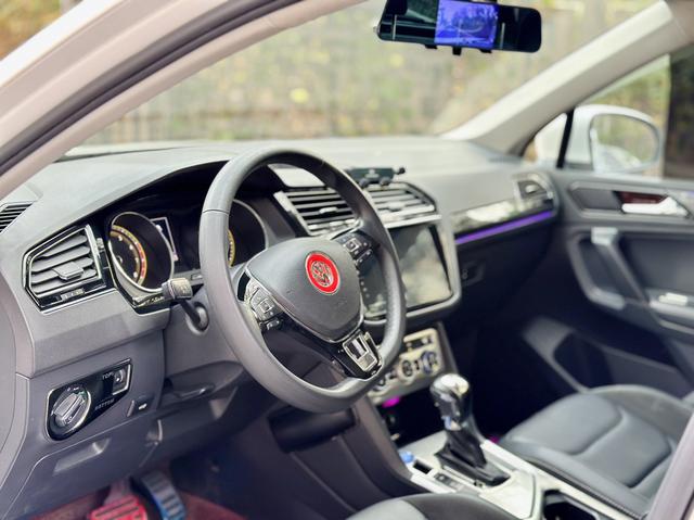 Volkswagen Tiguan 2019 thumb 6