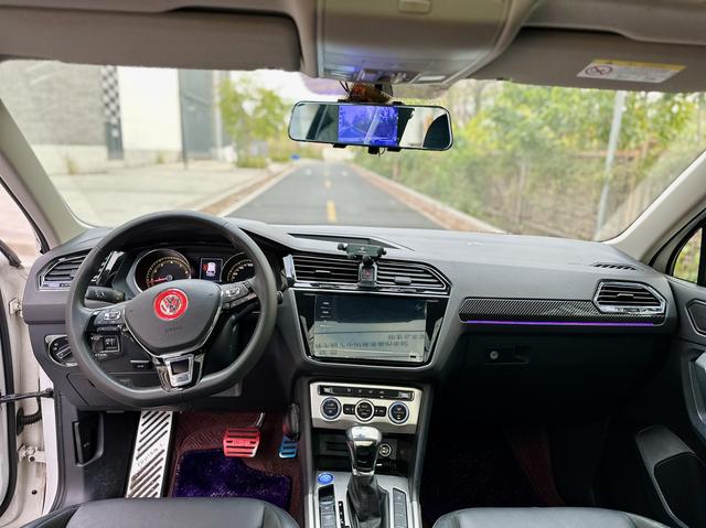 Volkswagen Tiguan 2019 thumb 9