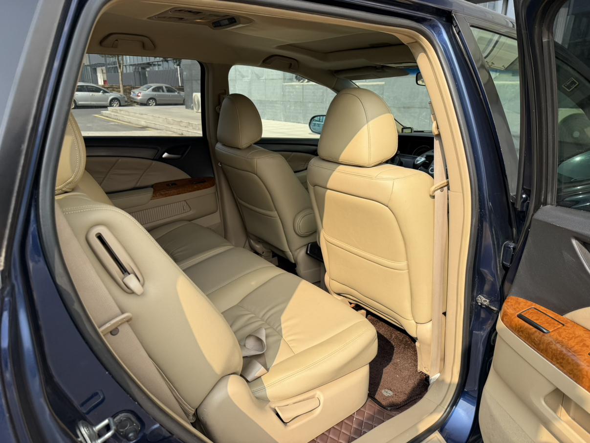 Honda Odyssey 2006 thumb 12