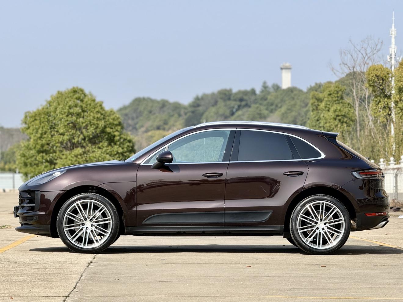 Porsche Macan 2019 thumb 2