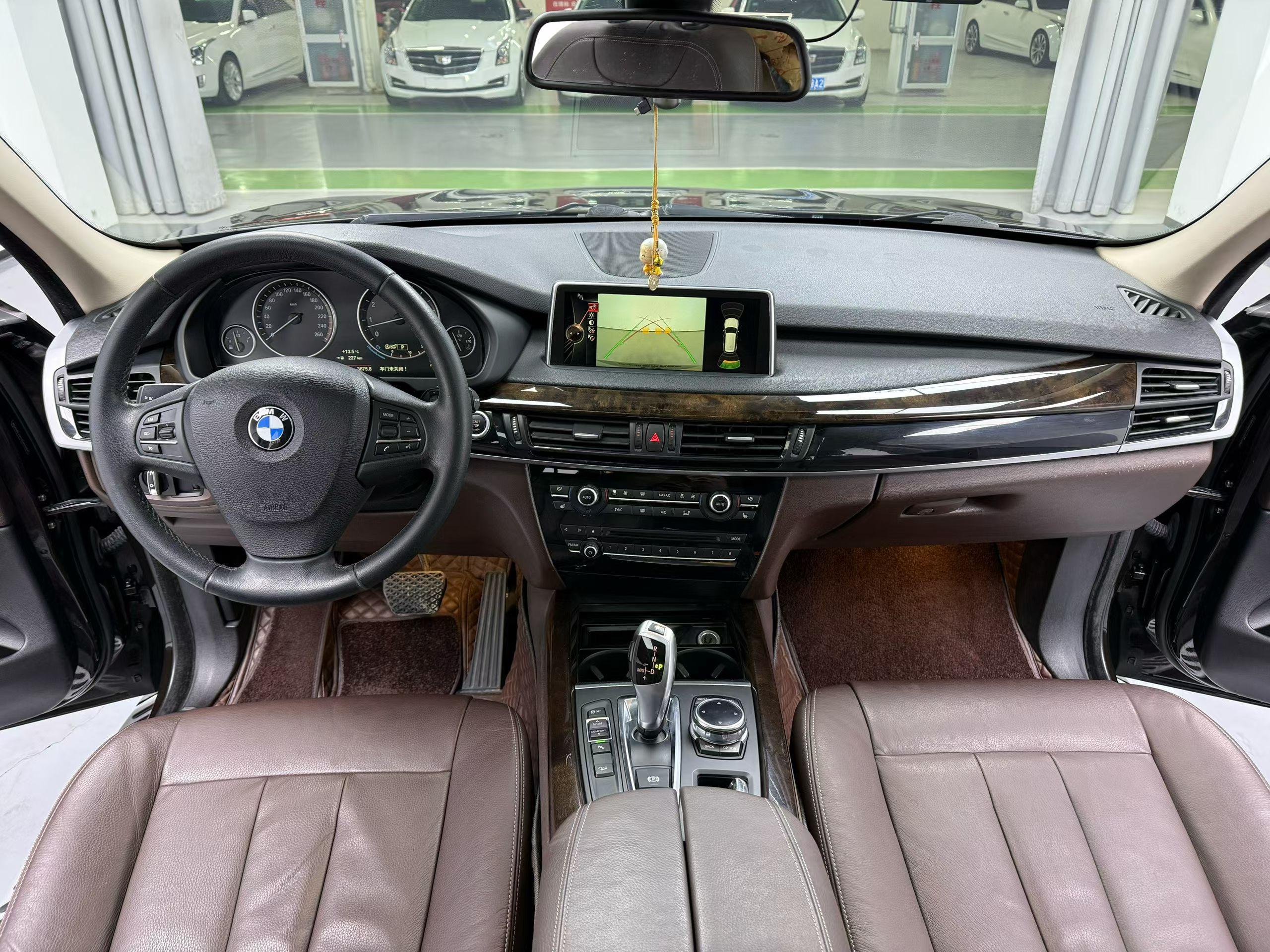 BMW X5 2015 thumb 3