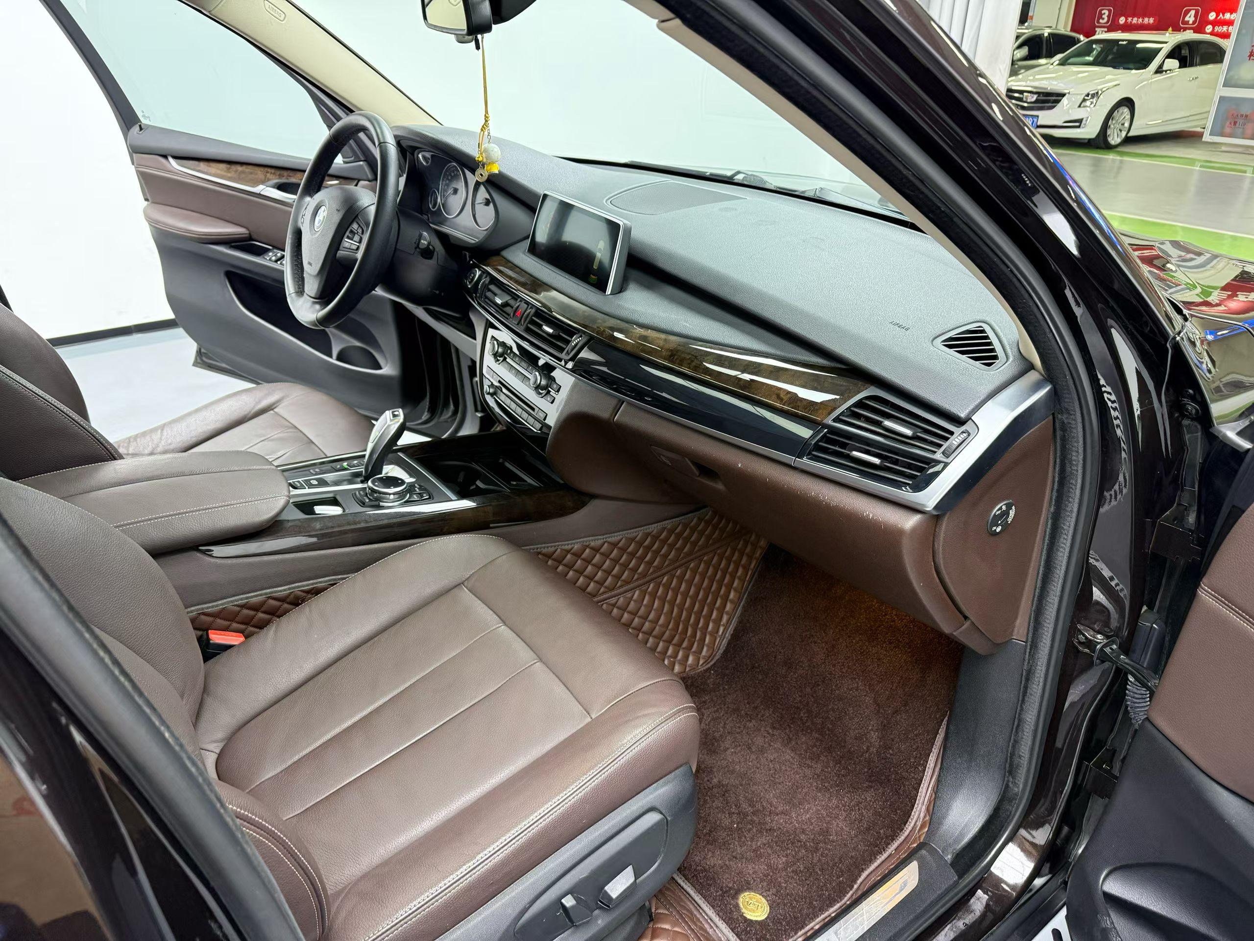 BMW X5 2015 thumb 6