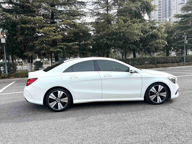 Mercedes-Benz CLA 2018 thumb 6
