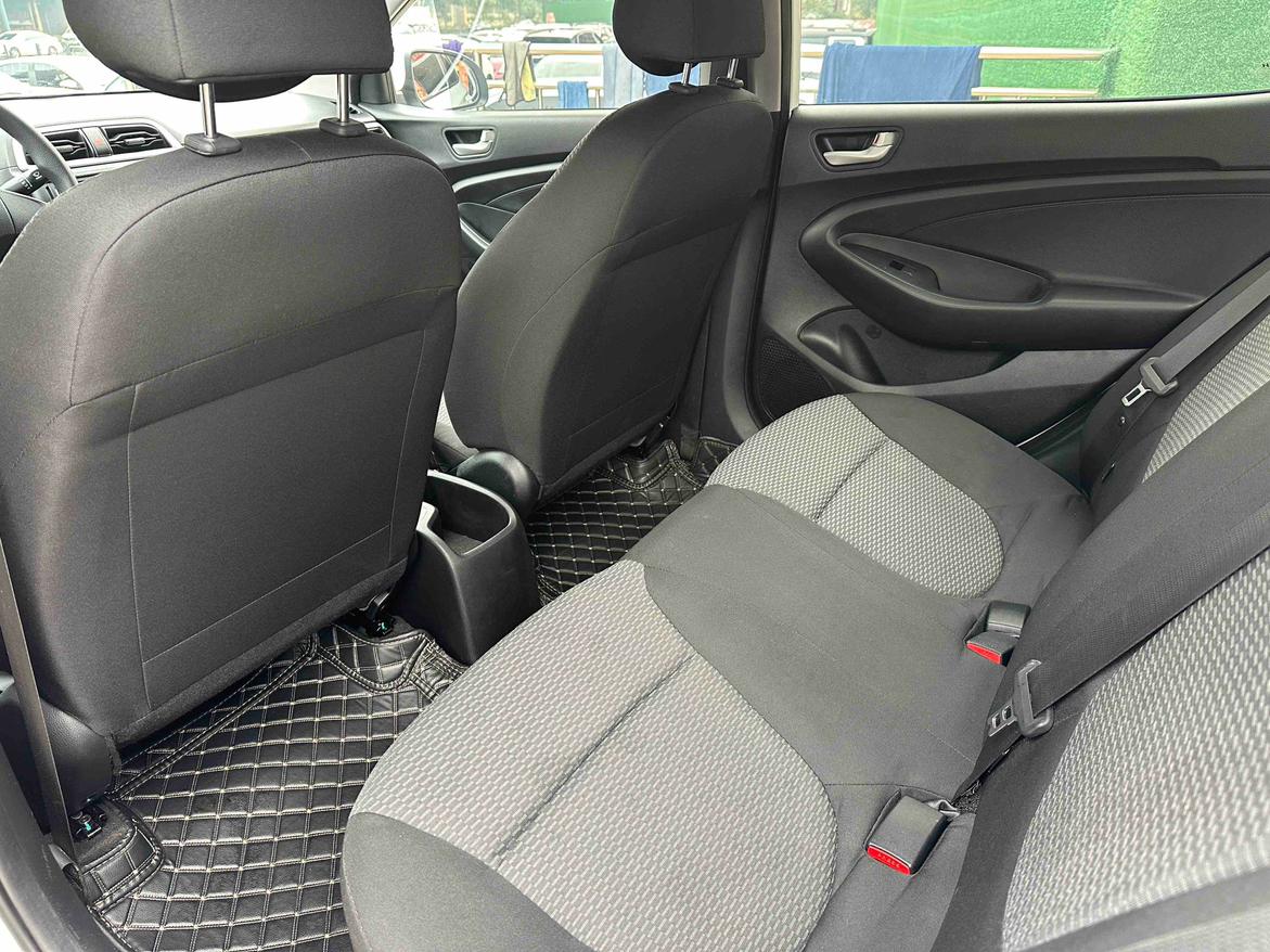 Hyundai Solaris 2021 thumb 9