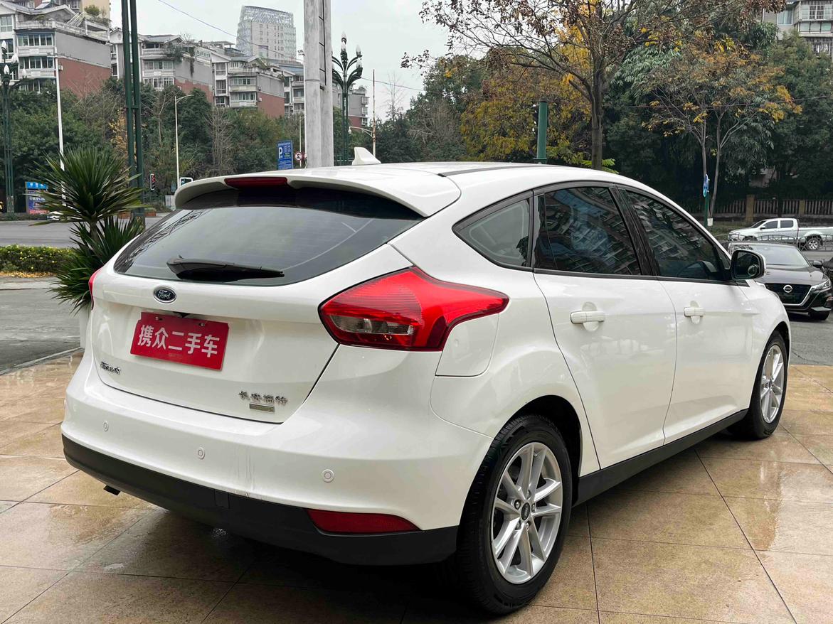 Ford Focus ST 2017 thumb 5