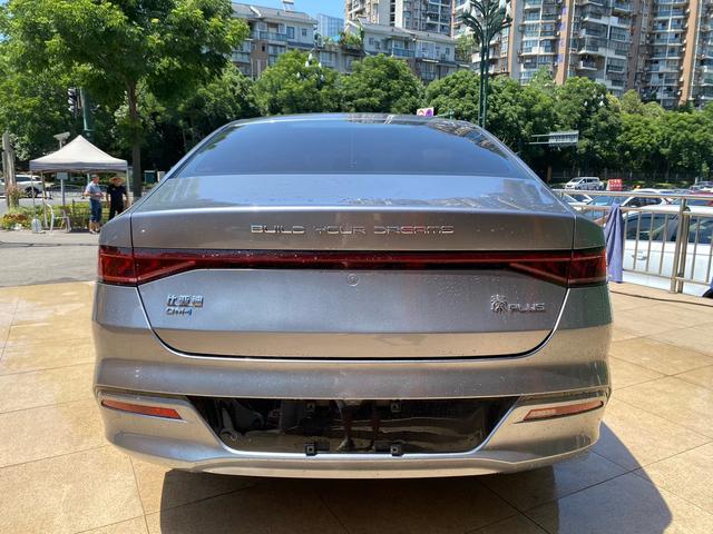 BYD Qin 2023 thumb 3