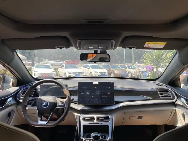 BYD Qin 2023 thumb 11