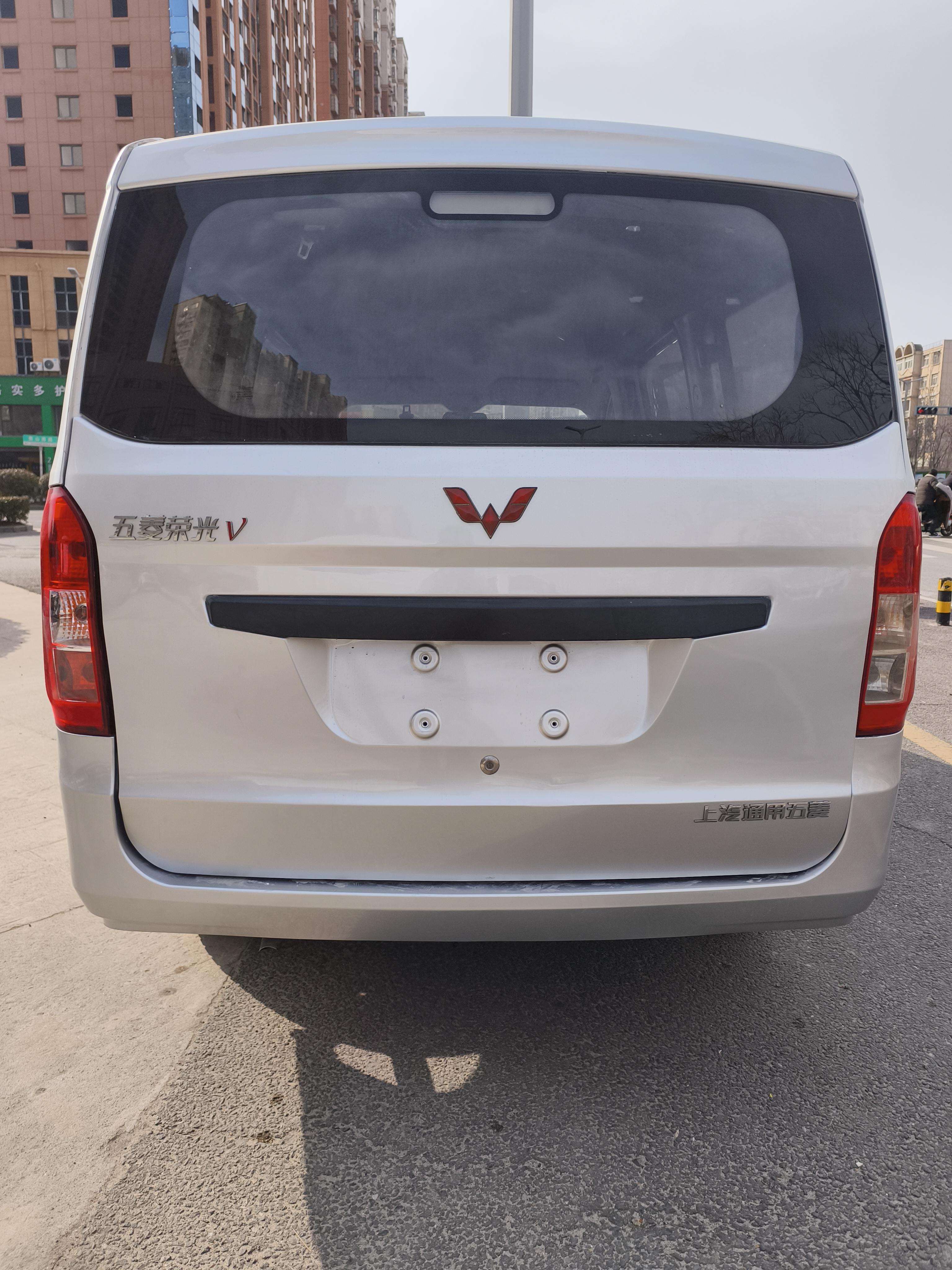 Wuling Rongguang V 2019 thumb 12