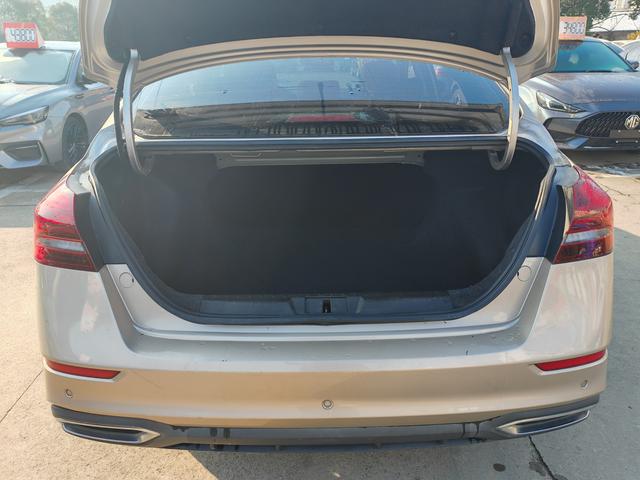 Geely Emgrand 2021 thumb 8