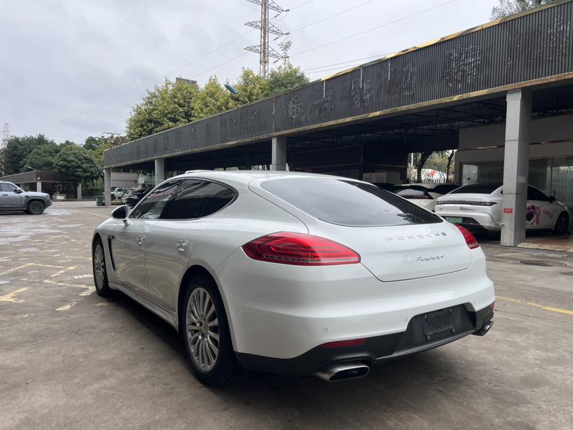 Porsche Panamera 2014 thumb 2