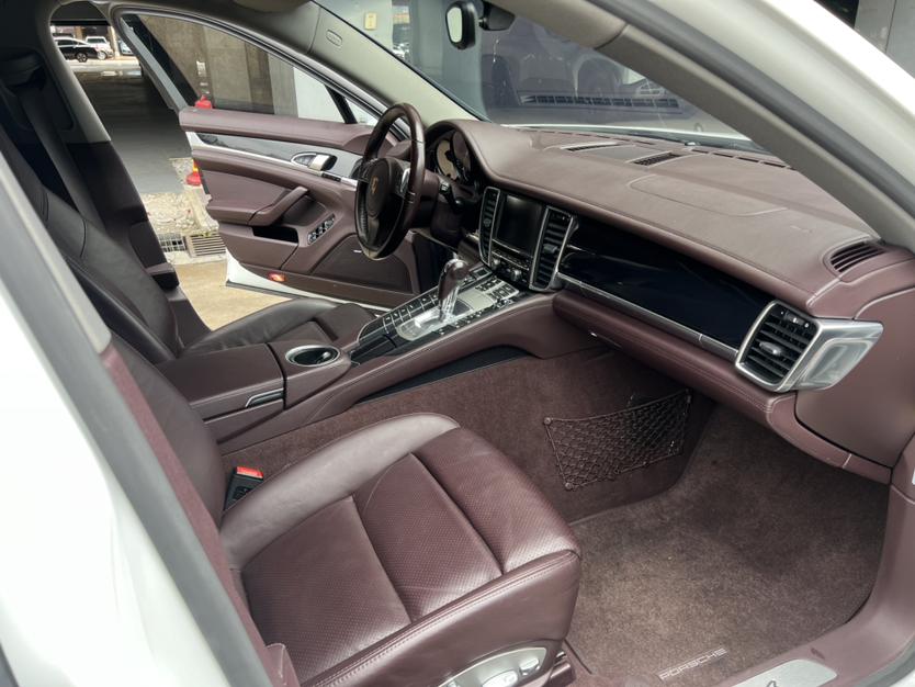 Porsche Panamera 2014 thumb 6