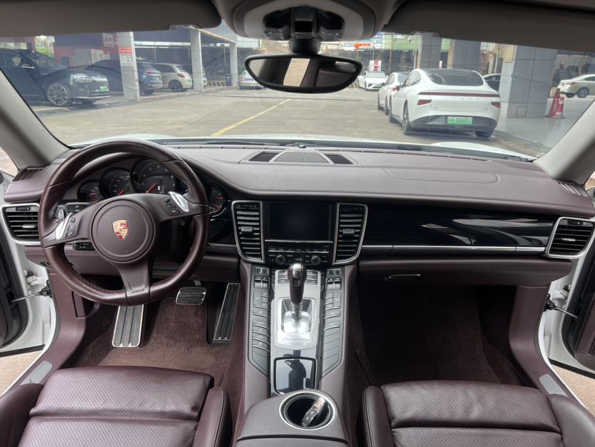Porsche Panamera 2014 thumb 8