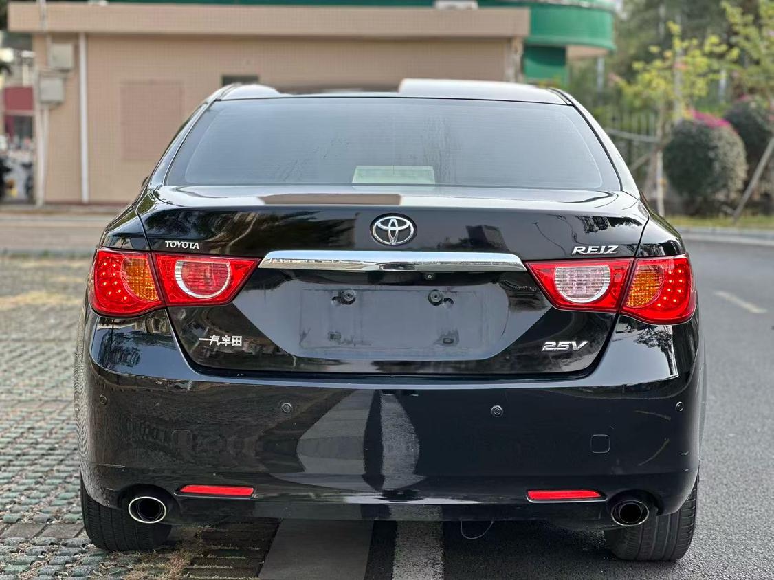 Toyota Reiz 2012 thumb 4