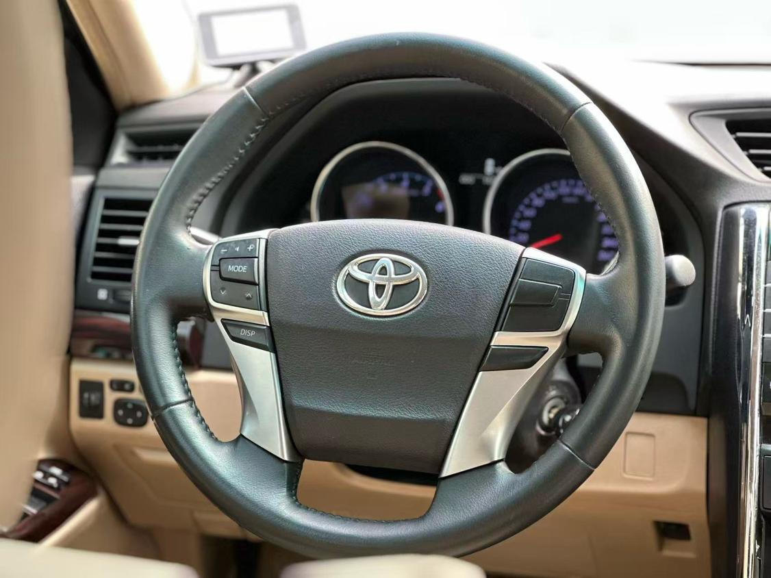 Toyota Reiz 2012 thumb 12