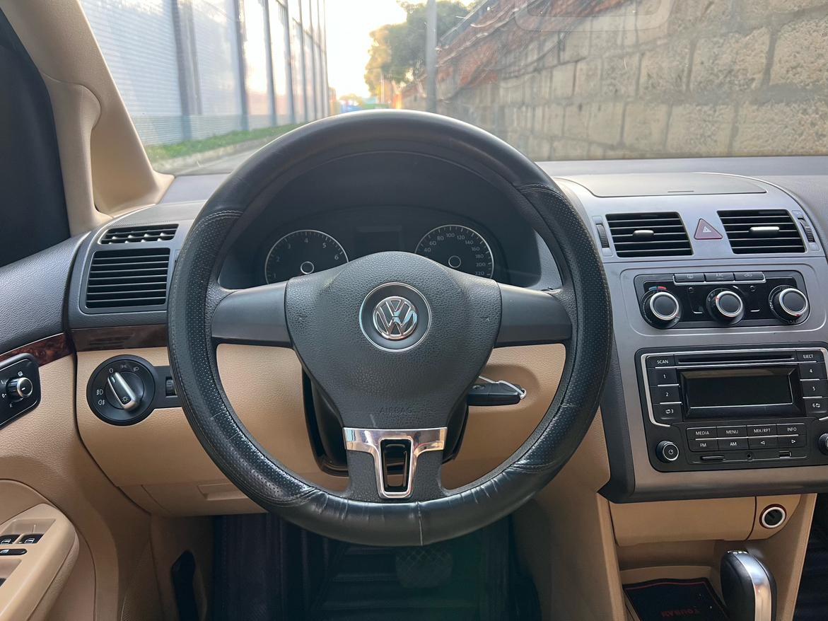 Volkswagen Touran 2014 thumb 10