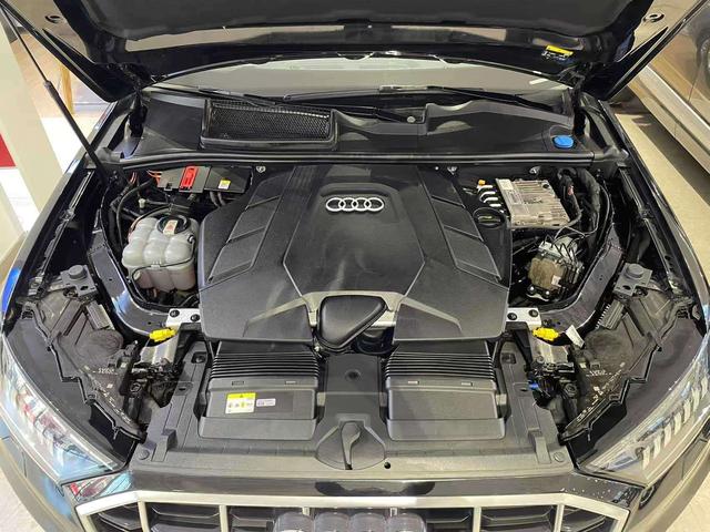 Audi Q7 2022 thumb 6