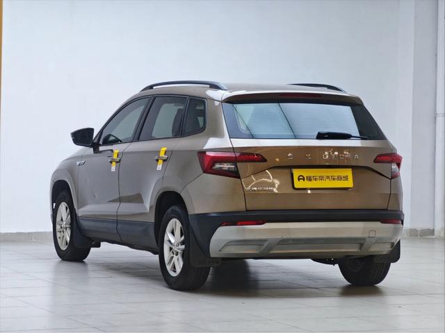 Skoda Karoq 2020 thumb 2