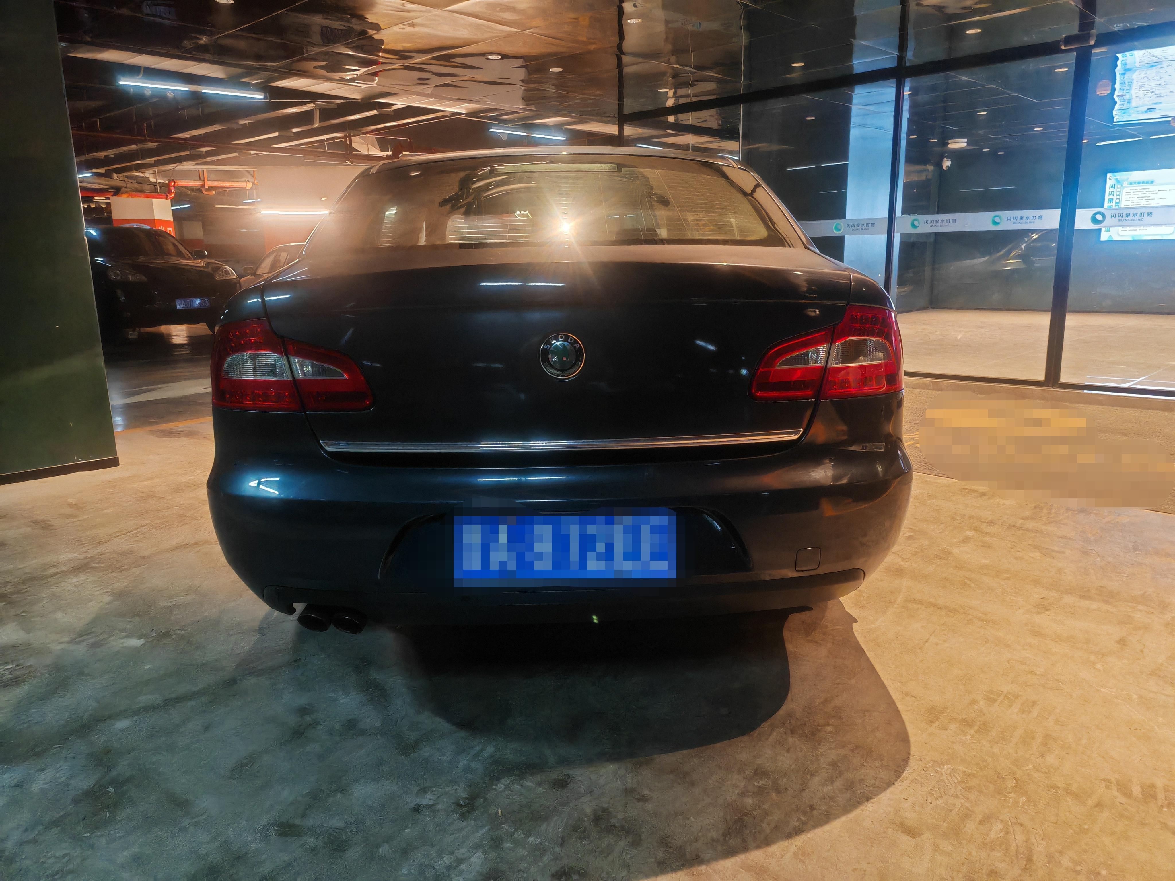 Skoda Octavia 2010 thumb 4