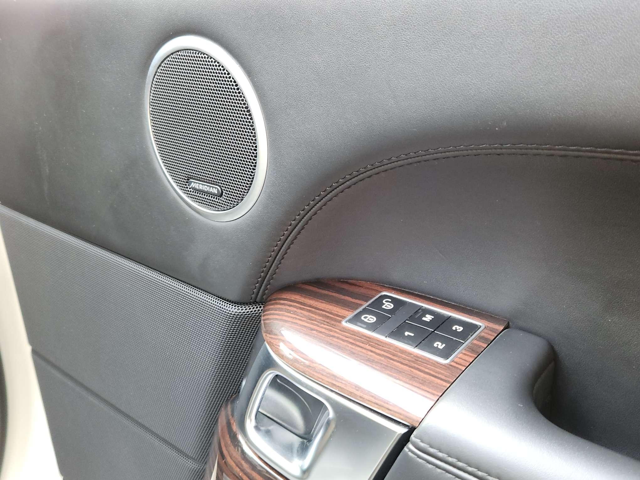 Land Rover Range Rover 2014 thumb 5