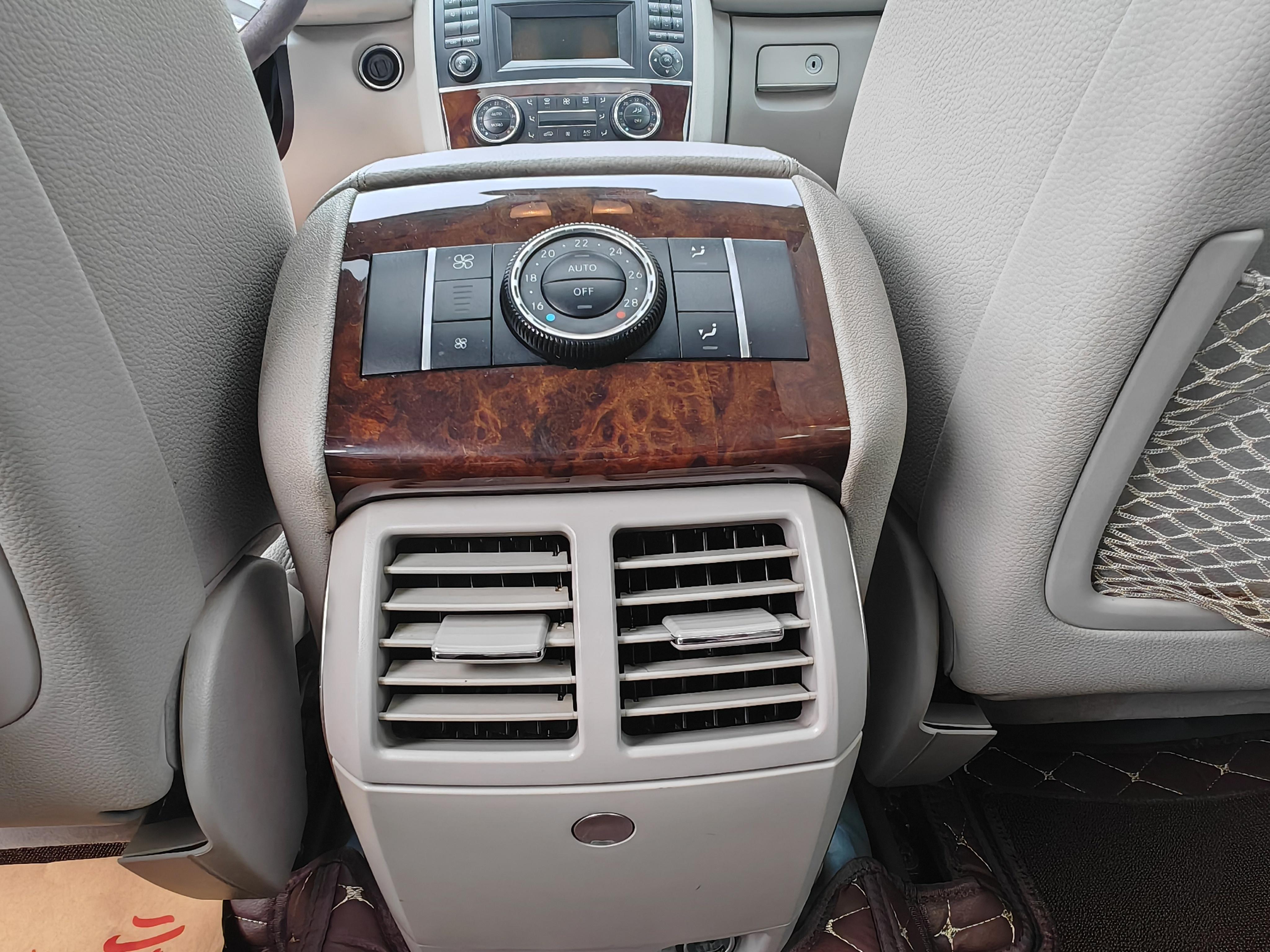 Mercedes-Benz R-Class 2012 thumb 9