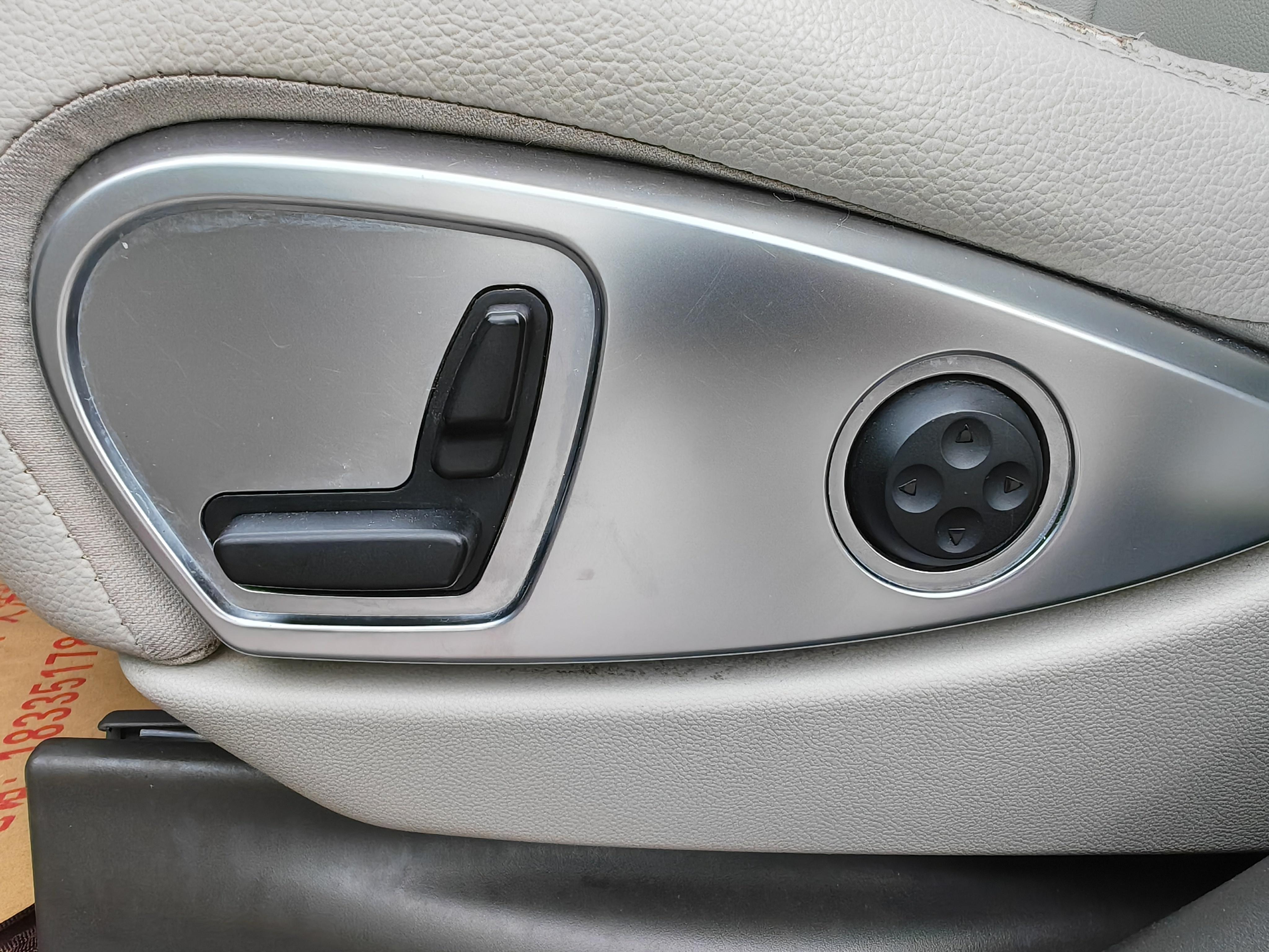 Mercedes-Benz R-Class 2012 thumb 10