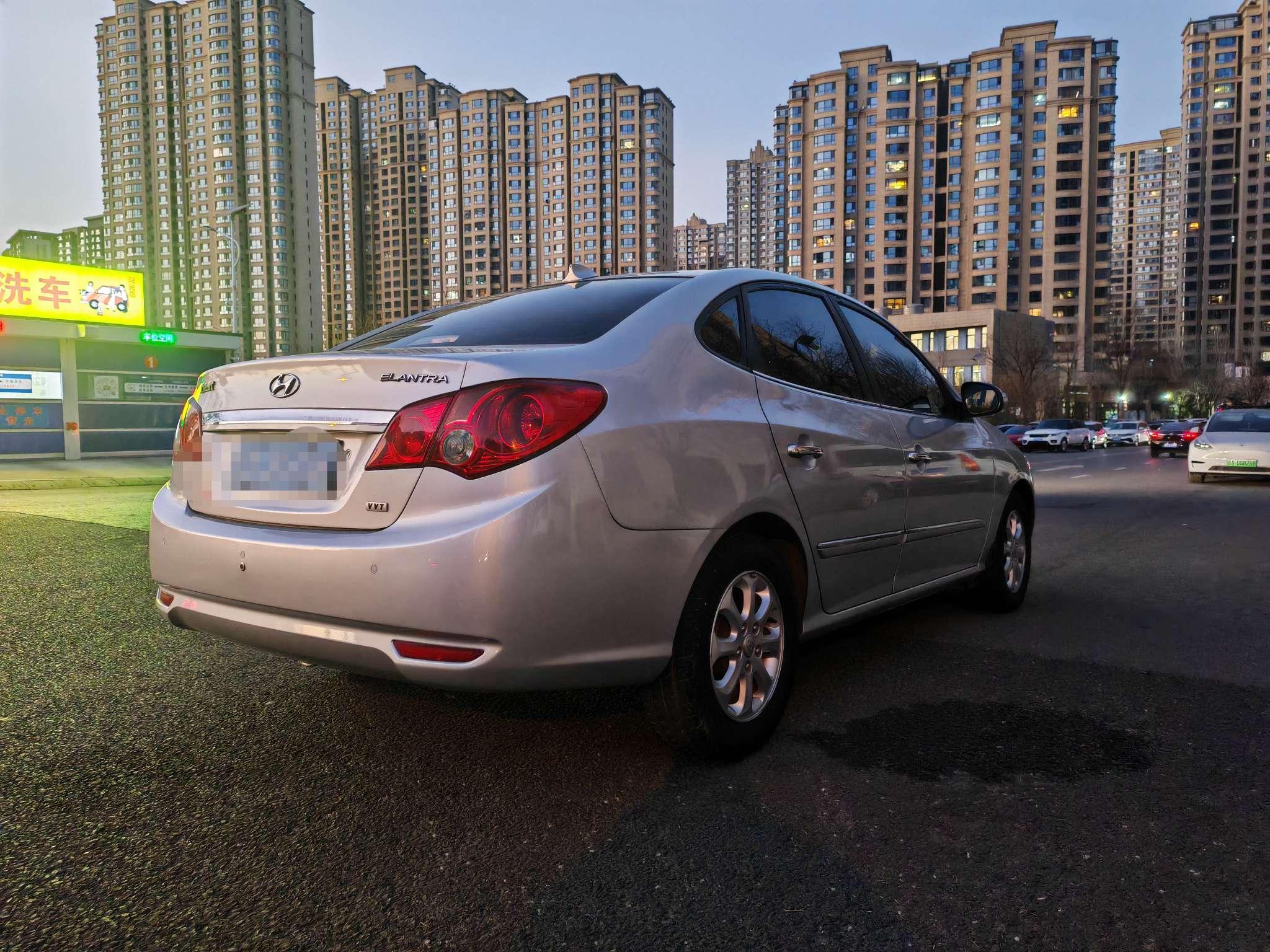 Hyundai Elantra 2011 thumb 5