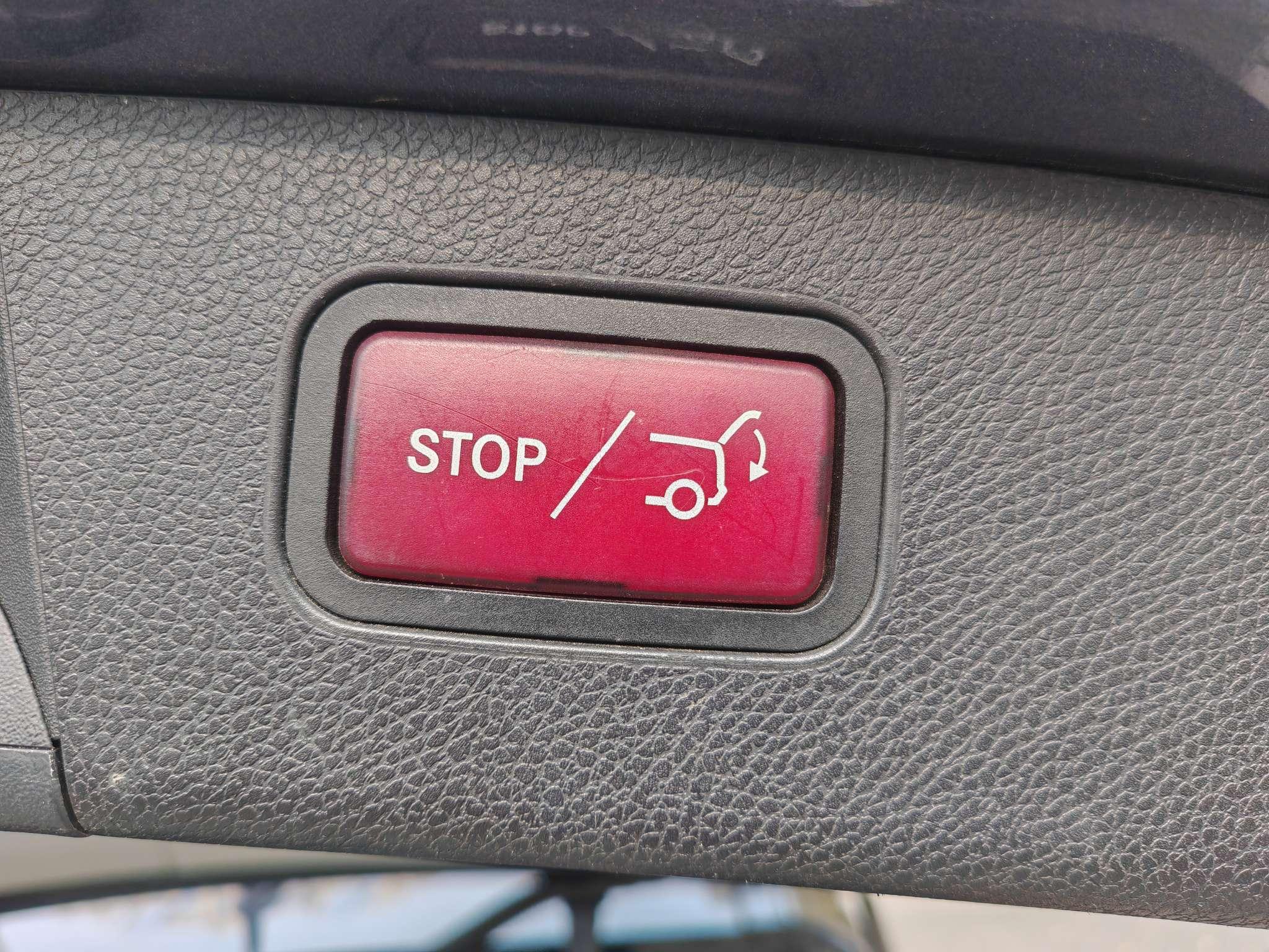 Mercedes-Benz GLK 2013 thumb 10