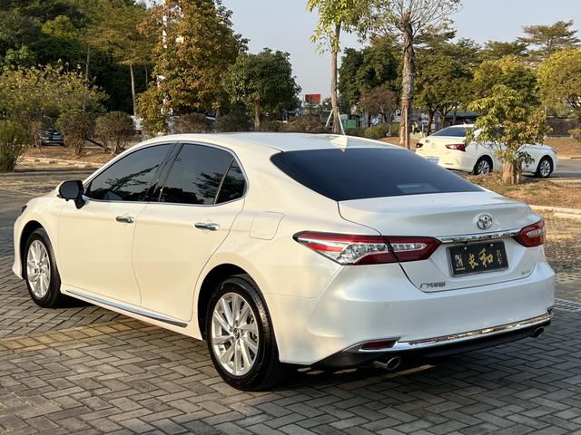 Toyota Camry 2023 thumb 6